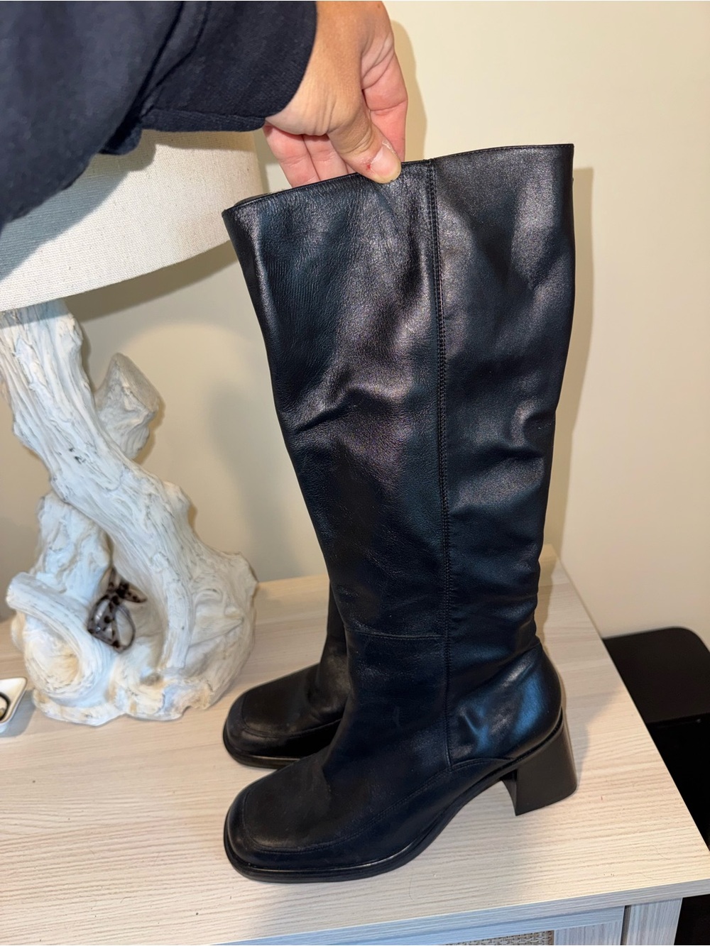 Classic Black Genuine Leather Knee-High Heeled Boots womens 7.5